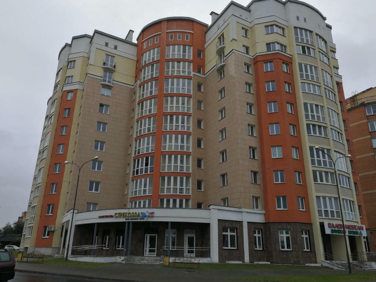 Helena Apartments On Mira 61 Могилёв Экстерьер фото